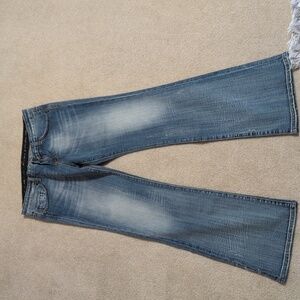 Juniors jeans